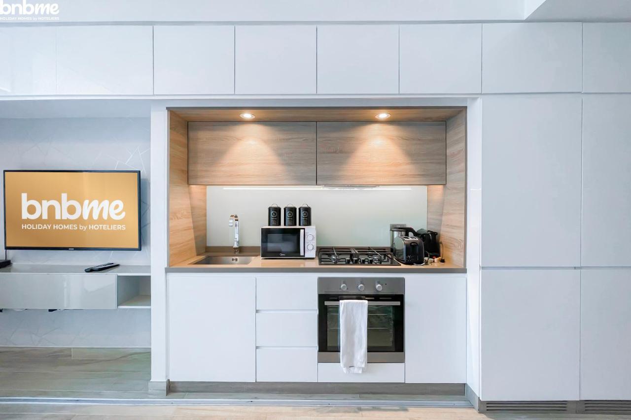 Bnbmehomes - Beautiful Lake View Studio Near Marina - 1504 Dubai Exterior photo